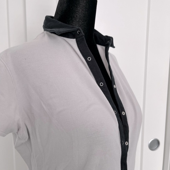 2𝒇𝒐𝒓$150 BURBERRY GOLF push-down button light blue shirt sizeS - Picture 8 of 9